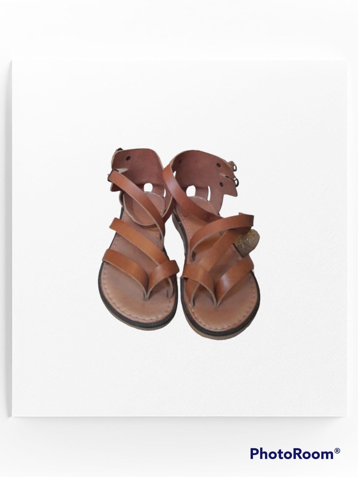 Orthopädische Sandalen