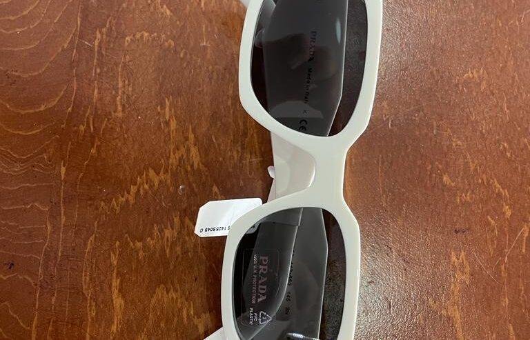 PRADA WEISSE SONNENBRILLE MIT RAHMEN