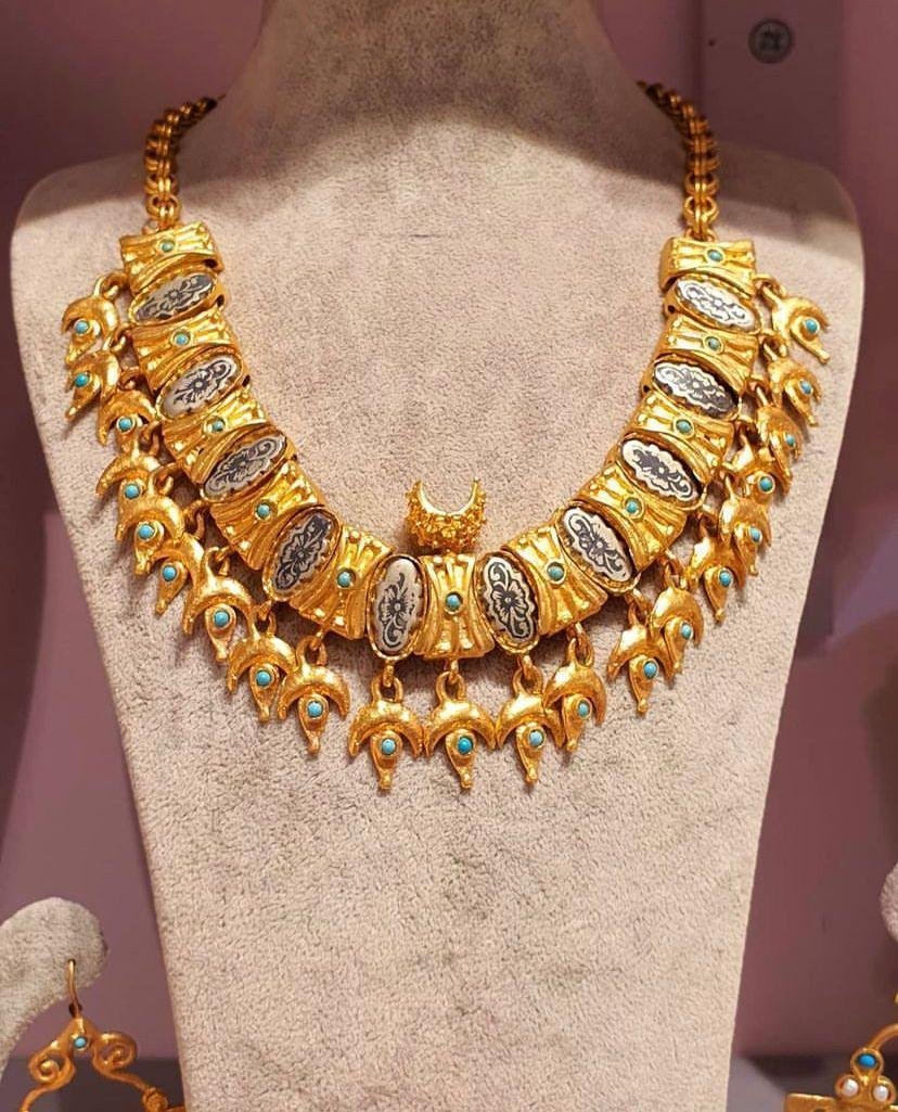 Stilvoller und extravaganter Schmuck