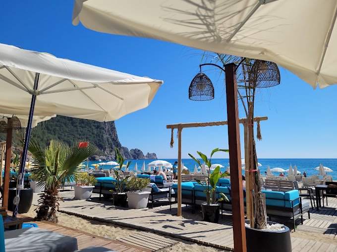 пляжный клуб