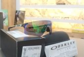 Oakley güneş gözlüğü