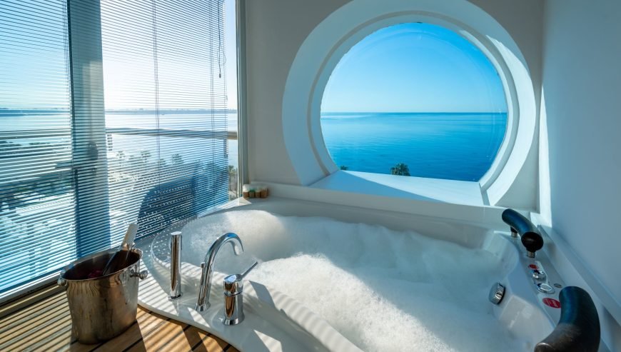 Sea View Room with Jacuzzi